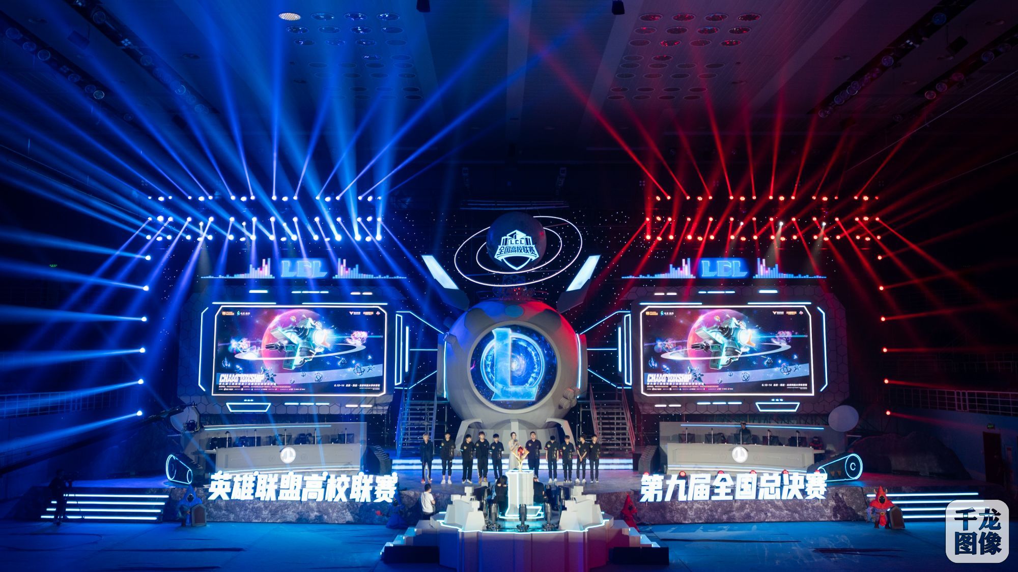 FLY.Gakgos亮相S15全球总决赛：英雄联盟赛事新生代选手的电子竞技追梦之旅-电竞比分网